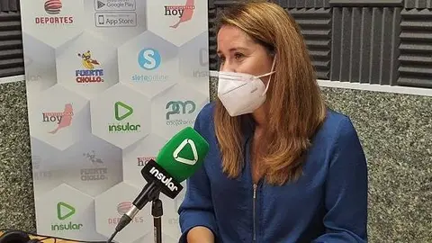 Lola García en Radio Insular