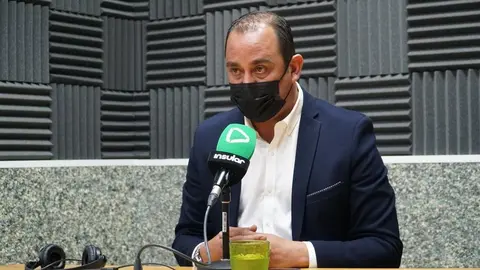 Blas Acosta en Radio Insular