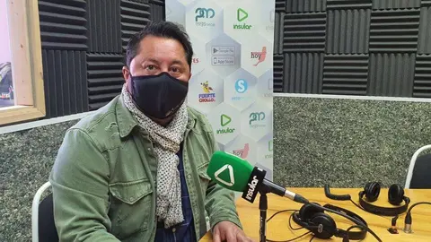 Marcelino Umpiérrez en Radio Insular