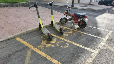 Puerto del Rosario retirará los patinetes eléctricos de alquiler que invadan aceras y aparcamientos