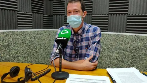 Santiago Hormiga, en Radio Insular
