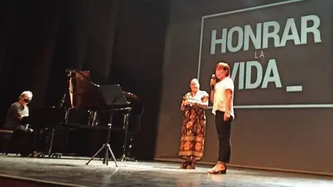 Teresa Cabrera y Marivi Cabo