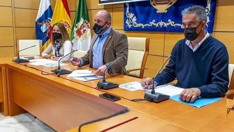 13 diciembre 2021 MESA INSULAR SANIDAD (1)