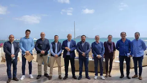 4f633e72-cd31-427b-9ad6-35d32c2e9b43