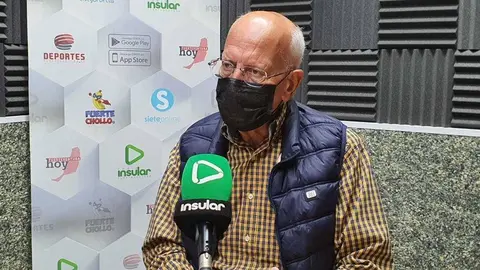 Pedro Amador en Radio Insular