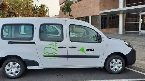 vehiculos electricos aena