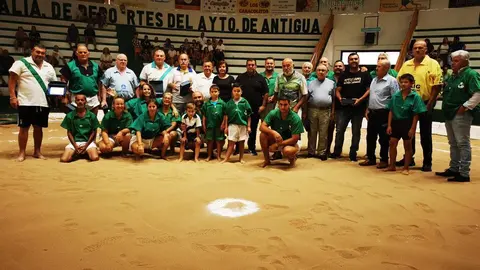 Homenaje a la lucha canaria en Antigua  (1)
