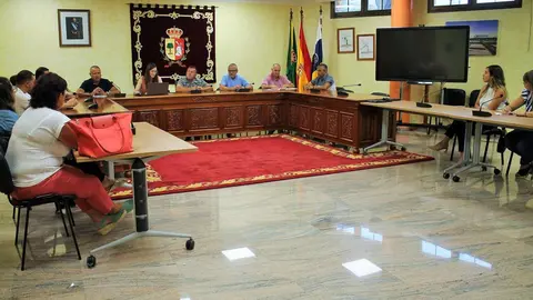 Aprobacion unanime de prorroga contrato de limpieza vial (2)