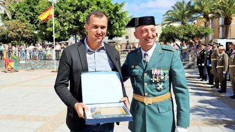 El Ayuntamiento por su continua colaboración recibe el reconocimiento de la Guardia Civil de Fuerteventura  (1)