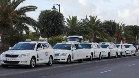 PARADA DE TAXIS AVENIDA (1) (1)