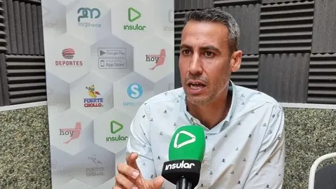 Isai Blanco en Radio Insular