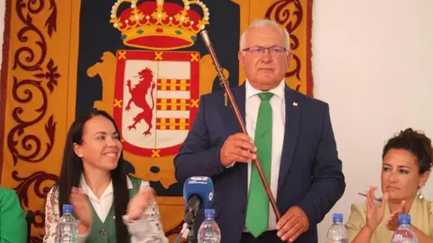 Investidura de Marcelino Cerdeña como alcalde de Betancuria (2)