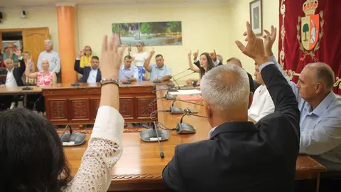 Respaldo unánime de la nueva Corporación a Matías Peña García como alcalde de Antigua (3)