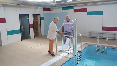 archivo piscina terapeutica