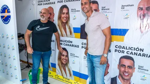 Pega Carteles CC campaña electoral  (1)