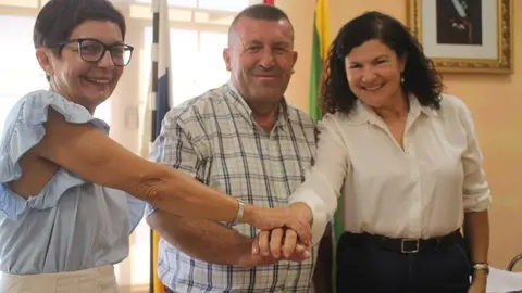 Incorporacion de Coalición Canaria al Grupo de Gobierno de Antigua (4)