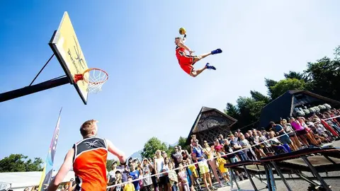 Dunking Devils