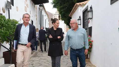 231205_consejera_turismo_gobcan_betancuria 3 (1)