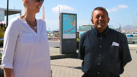Concejala de Turismo con alcalde de Antigua