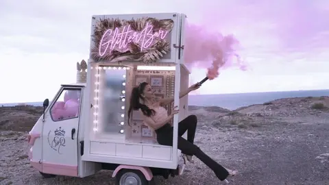 Foto MicroBank Glitter Truck