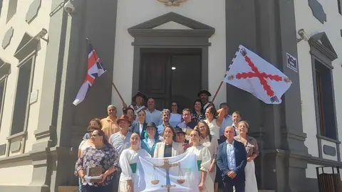 Bandera de San Miguel en el Cabildo