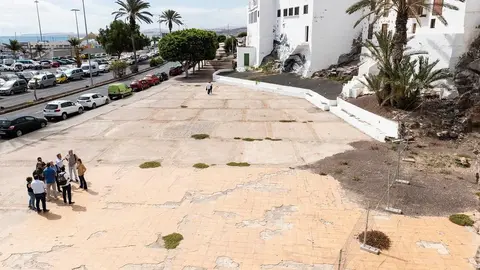 El equipo valora la zona del frente marítimo