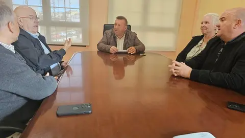 Reunión con representantes de ASOFUER