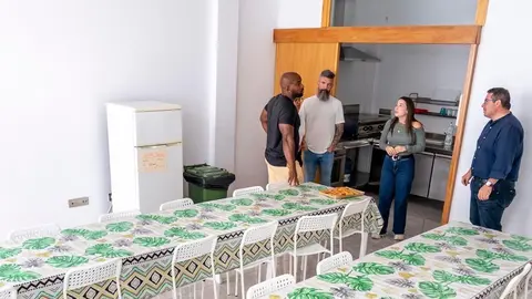 Centro LLuvia con gente