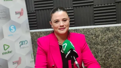 Nuria Cabrera, en Radio Insular