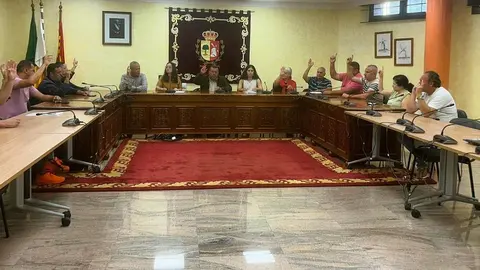 Aprobacion por unanimidad de los mayores presupuestos municipales de Antigua