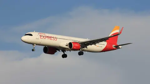 Avi&oacute;n A321neo de Iberia Express