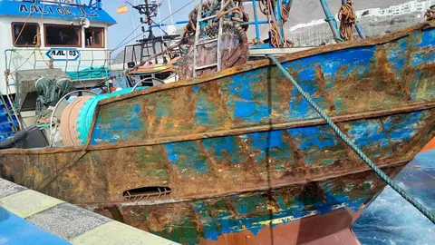 BARCO ATRACADO GT 2