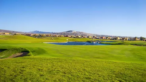 Ramiterra subasta el campo de golf de Las Salinas y cerca de 80 parcelas urbanas para afrontar su liquidación