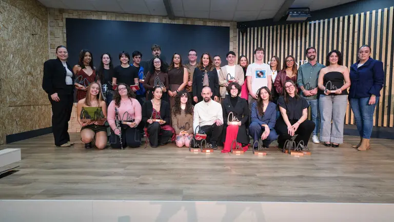 20260102 MAXOARTE JOVEN_20260102_maxoarte_joven 2