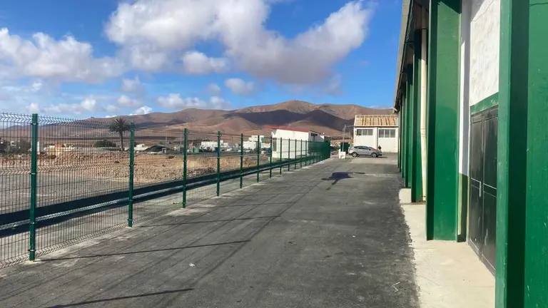 35f84e90-00a2-4faa-bc43-96b77f7ca787