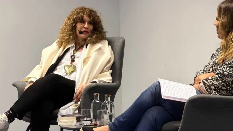 Gioconda Belli con Aroa Moreno