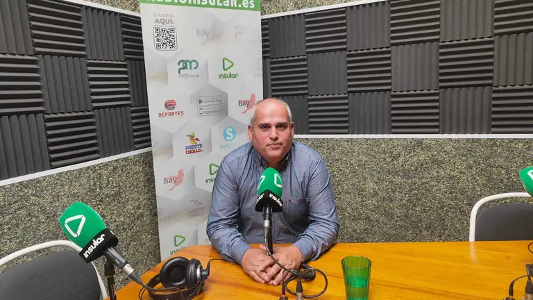 Tomás Pérez reivindica el “salto” sanitario en Fuerteventura tras una legislatura con “cero obras”