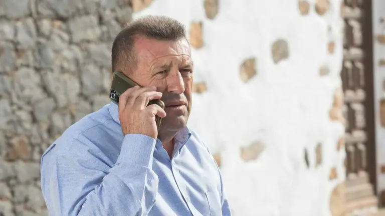 Lola García cesa a Matías Peña como consejero en el Cabildo de Fuerteventura