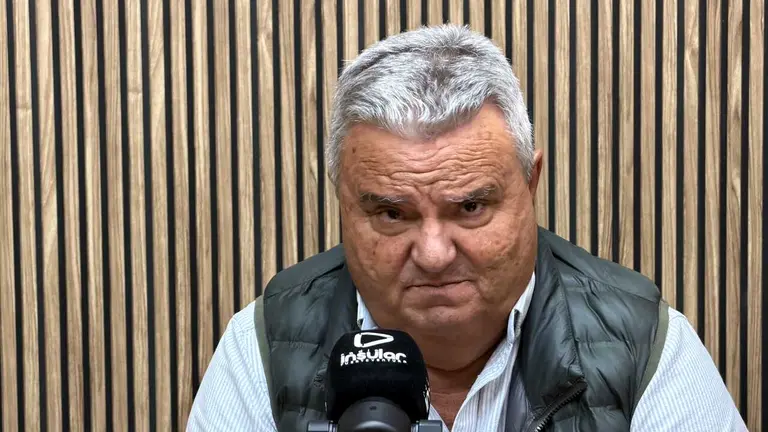 Juan Nicolás Cabrera fija el objetivo de la coalición: “Unos 6.000 votos nos darían un diputado y hasta cinco consejeros en el Cabildo”