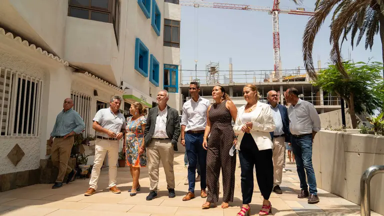 Todos a una en la rehabilitación de 507 viviendas en Corralejo y Cotillo