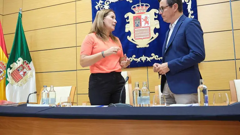 Lola García logra el respaldo del Gobierno de Canarias para recuperar edificaciones sin terminar y destinarlas a vivienda antes de consumir más suelo
