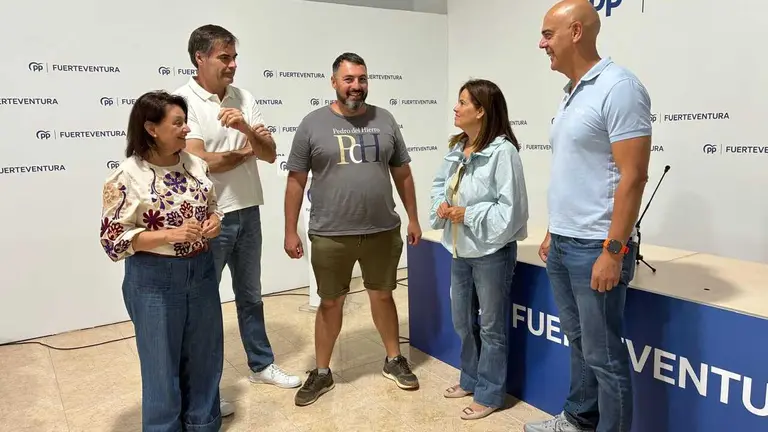 El PP denuncia que el alcalde "vuelve a priorizar el dinero en fiestas frente a los servicios públicos"