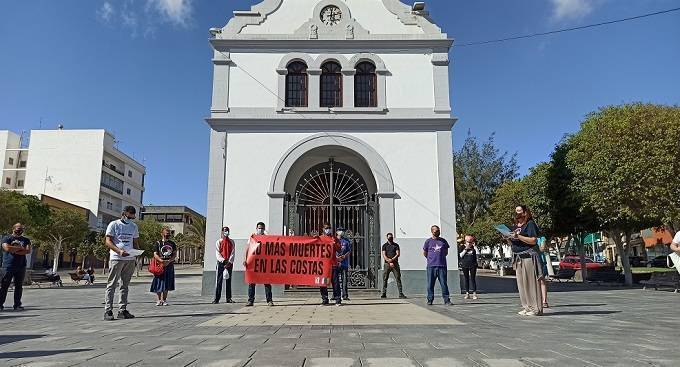 la-voz-entre-mares-pix
