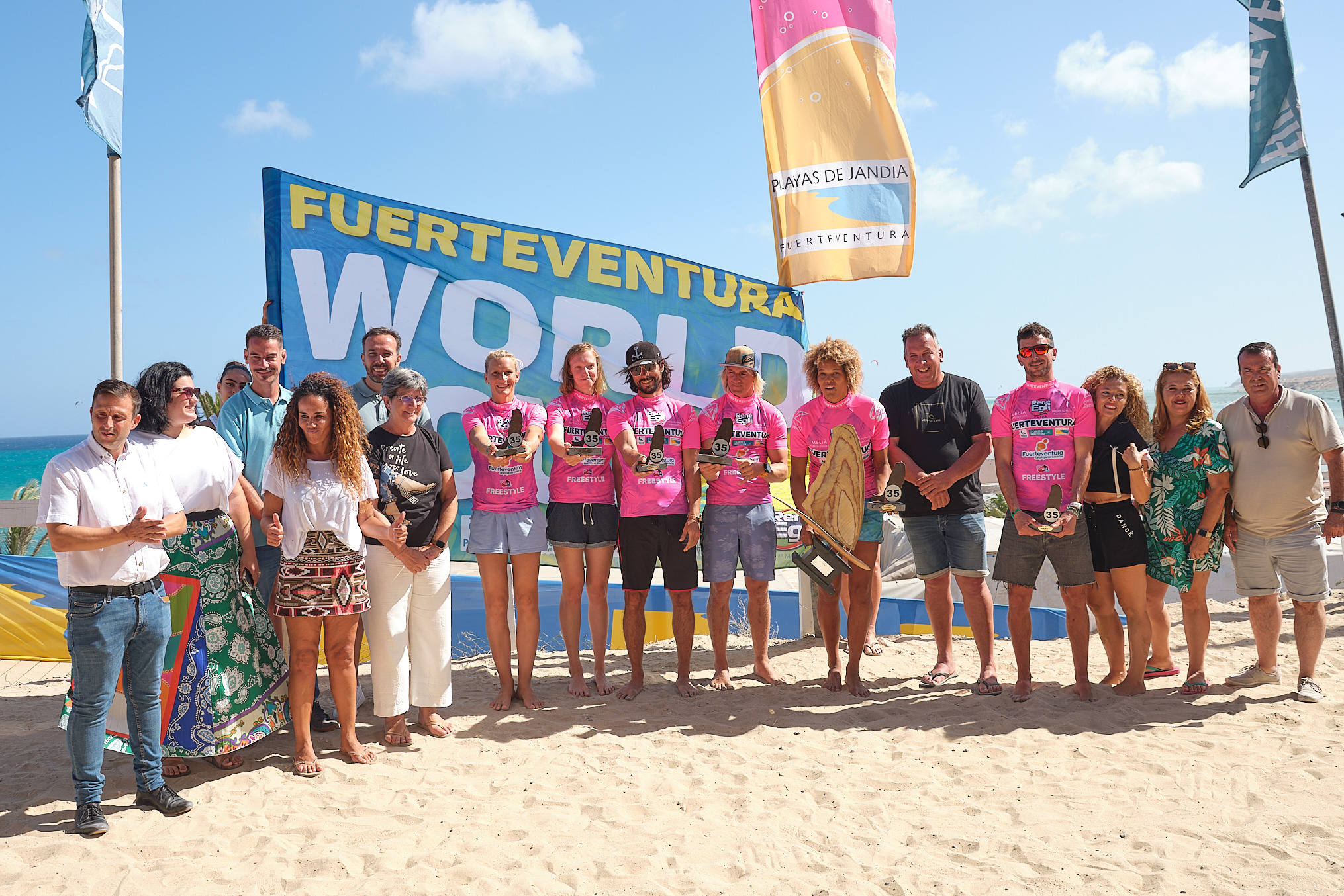 230805_ftv_word_cup_windsurf 5