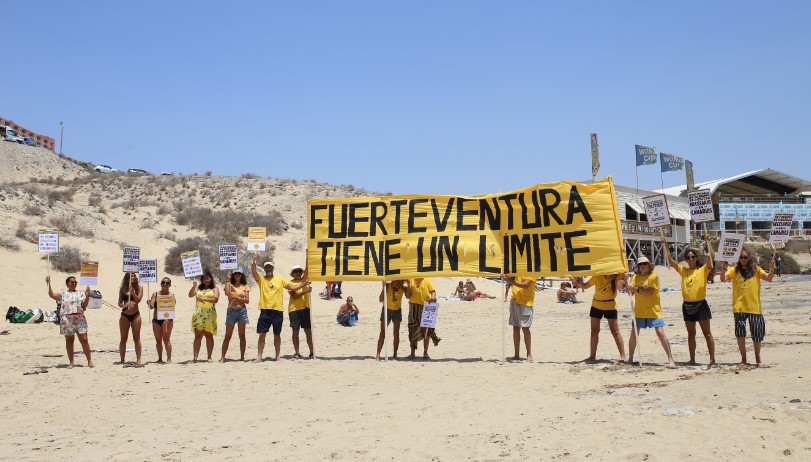 Fuerteventura tiene un límite, en la carpa