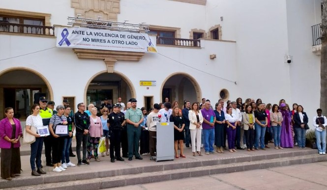 Administración minuto silencio