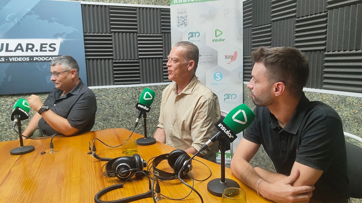 AECA durante la entrevista