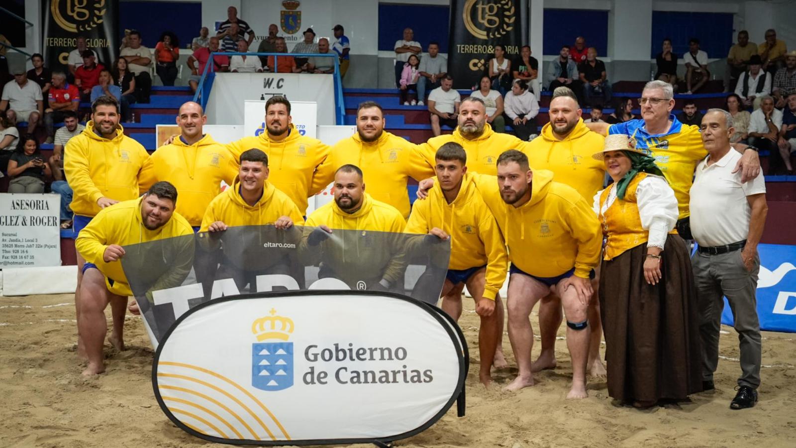 FOTO. Luchada Institucional por el Día de Canarias en Morro Jable (5)