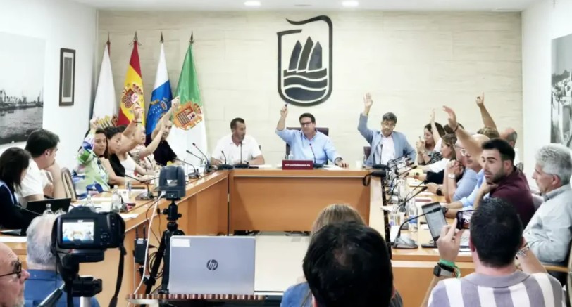 Votación de la aprobación inicial del catálogo municipal