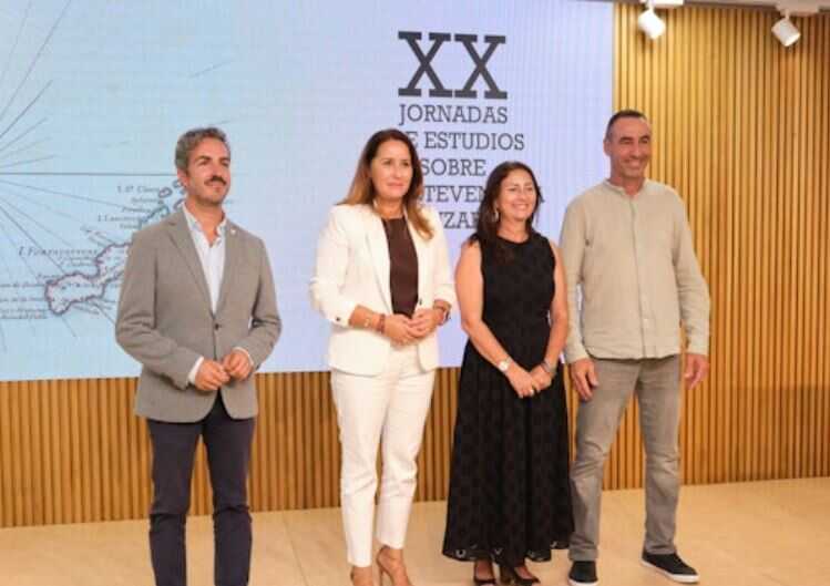 Presentación de las XX Jornadas en el Palacio de Formación y Congresos de Fuerteventura